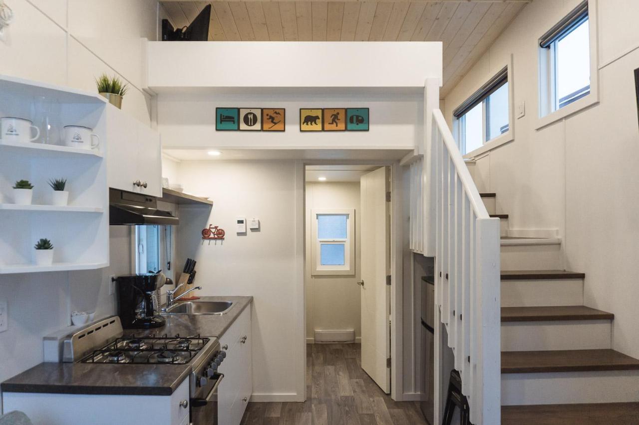 Tiny Homes By Snow Valley Lodging Ферни Екстериор снимка